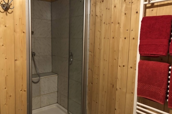 Dusche Ferienwohnung Arnika